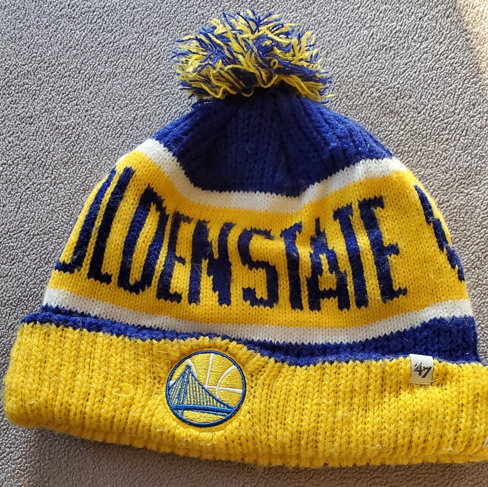 Golden State Warriors pom pom beanie